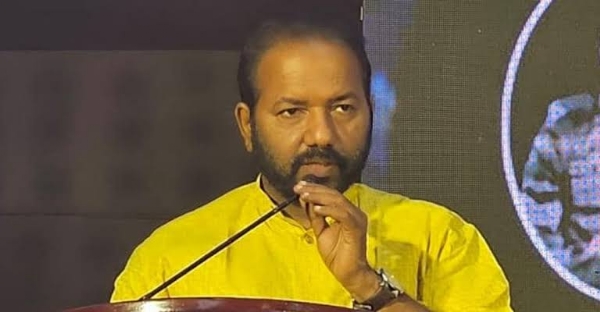 എസ് സുരേഷ്