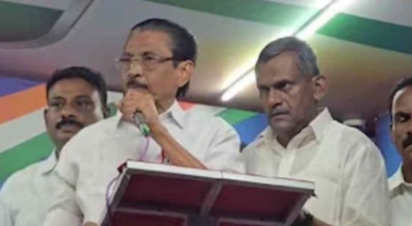 സ്ത്രീത്വത്തെയും ആദിവാസി വിഭാഗത്തെയും അധിക്ഷേപിച്ചു; ഇടുക്കി ഡിസിസി പ്രസിഡന്റിനെതിരെ കടുത്ത പ്രതിഷേധം സ്ത്രീത്വത്തെയും ആദിവാസി വിഭാഗത്തെയും അധിക്ഷേപിച്ചു; ഇടുക്കി ഡിസിസി പ്രസിഡന്റിനെതിരെ കടുത്ത പ്രതിഷേധം