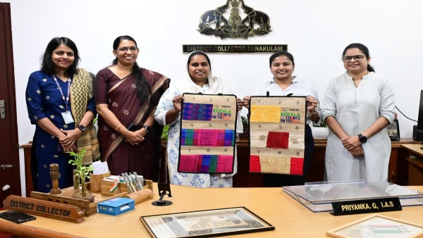 POUCHES IN POLLING BOOTHS ERNAKULAM POUCHES IN POLLING BOOTHS ERNAKULAM