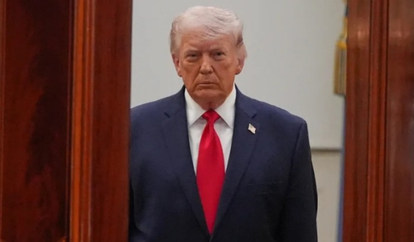 യുഎസ് ഭരണകൂടത്തിനുള്ളിൽ ചാരൻ? എഫ്-15ഇ വിമാനം വെടിവെച്ചിട്ട വിവരം ചോർന്നതിൽ അന്വേഷണത്തിന് ഉത്തരവിട്ട് ട്രംപ്