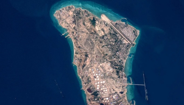 ഇറാന്റെ സാമ്പത്തിക നട്ടെല്ലൊടിച്ച് ഖാർഗ് ദ്വീപിൽ വീണ്ടും കനത്ത വ്യോമാക്രമണം; ട്രംപിന്റെ സമയപരിധി അവസാനിക്കാൻ മണിക്കൂറുകൾ ബാക്കി