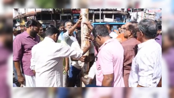 paramekkav pooram panthal