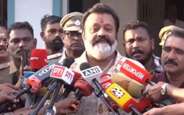 ഭയപ്പാടിൽ ചിലർ ശോഭാ സുരേന്ദ്രനെ വ്യക്തിഹത്യ ചെയ്യുന്നു, ദൈവമുണ്ട് സത്യം പുറത്തുവരും: സുരേഷ് ഗോപി ഭയപ്പാടിൽ ചിലർ ശോഭാ സുരേന്ദ്രനെ വ്യക്തിഹത്യ ചെയ്യുന്നു, ദൈവമുണ്ട് സത്യം പുറത്തുവരും: സുരേഷ് ഗോപി