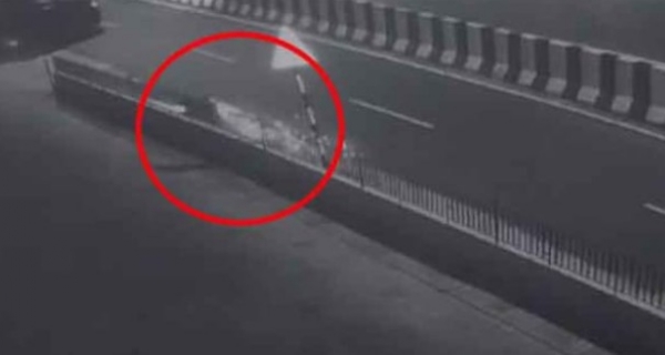 മലാപ്പറമ്പ് അപകടം: കണ്ണൂർ സ്വദേശി പ്രഗിലിന്റെ മരണം; കാർ വെട്ടിച്ചപ്പോൾ സ്കൂട്ടർ നിയന്ത്രണം വിട്ടതെന്ന് പ്രാഥമിക നിഗമനം, അന്വേഷണം ഊർജ്ജിതം
