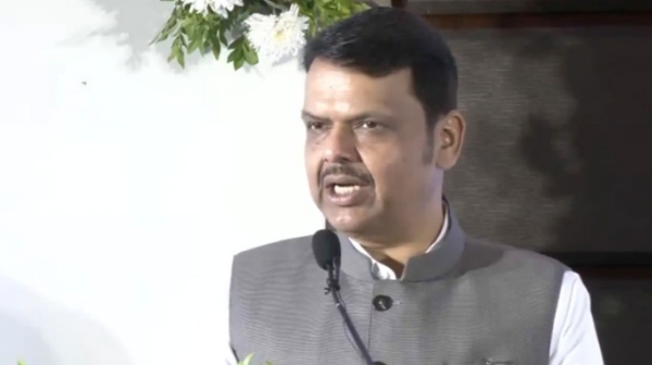 സെൻസസ് 2027: മുംബൈയിൽ സ്വയം വിവരശേഖരണ ക്യാമ്പയിന് തുടക്കം കുറിച്ചു; ഡിജിറ്റൽ സെൻസസ് രാജ്യത്തിന്റെ വികസനത്തിന് നിർണ്ണായകമെന്ന് ദേവേന്ദ്ര ഫഡ്നാവിസ്