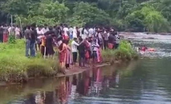 കോതമംഗലം വടാട്ടുപാറയിൽ ദുരന്തം: പുഴയിൽ വീണ് മൂന്ന് ഡെന്റൽ കോളജ് വിദ്യാർഥികൾ മരിച്ചു