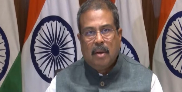 നീറ്റ് പരീക്ഷയിൽ ഇനി ക്രമക്കേട് അനുവദിക്കില്ല; അടുത്ത വർഷം മുതൽ പരീക്ഷ സി.ബി.ടി മോഡിലേക്ക്; പ്രഖ്യാപനവുമായി വിദ്യാഭ്യാസ മന്ത്രി