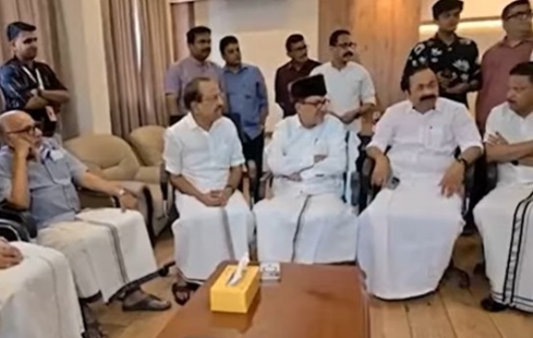 മുസ്ലിം ലീഗ് മന്ത്രിമാരെ നാളെ പ്രഖ്യാപിക്കും; പഴയ വകുപ്പുകൾ നിലനിർത്തിയേക്കും, കോഴിക്കോട്-കാസർകോട് ജില്ലകളിൽ നിന്ന് കടുത്ത സമ്മർദ്ദം