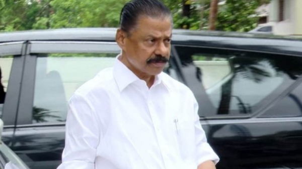 കണ്ണൂരും എറണാകുളത്തും നേതൃത്വത്തിനെതിരെ രൂക്ഷവിമർശനം; പി. രാജീവിനും കെ.കെ. രാഗേഷിനുമെതിരെ പാർട്ടിയിൽ പടയൊരുക്കം കണ്ണൂരും എറണാകുളത്തും നേതൃത്വത്തിനെതിരെ രൂക്ഷവിമർശനം; പി. രാജീവിനും കെ.കെ. രാഗേഷിനുമെതിരെ പാർട്ടിയിൽ പടയൊരുക്കം