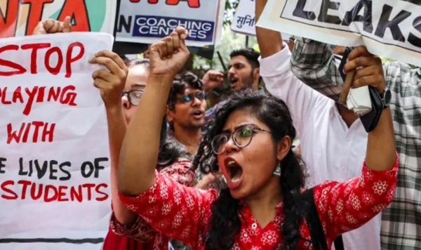 നീറ്റ് ചോദ്യപേപ്പർ ചോർച്ച: നാഷണൽ ടെസ്റ്റിംഗ് ഏജൻസിയിൽ (NTA) വൻ അഴിച്ചുപണി; ജോയിന്റ് സെക്രട്ടറിമാരെയും ജോയിന്റ് ഡയറക്ടർമാരെയും നിയമിച്ചു