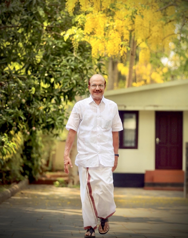 P k kunjalikutty
