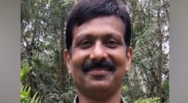 കൂരാച്ചുണ്ടിൽ മാങ്ങ പറിക്കുന്നതിനിടെ വൈദ്യുതാഘാതമേറ്റ് ഇലക്ട്രീഷ്യൻ മരിച്ചു കൂരാച്ചുണ്ടിൽ മാങ്ങ പറിക്കുന്നതിനിടെ വൈദ്യുതാഘാതമേറ്റ് ഇലക്ട്രീഷ്യൻ മരിച്ചു