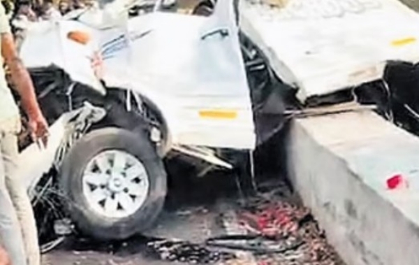 വാൽപ്പാറ അപകടം: മരിച്ചവരുടെ കുടുംബങ്ങൾക്ക് ധനസഹായം നൽകാൻ മന്ത്രിസഭാ തീരുമാനം; റിപ്പോർട്ട് തേടി