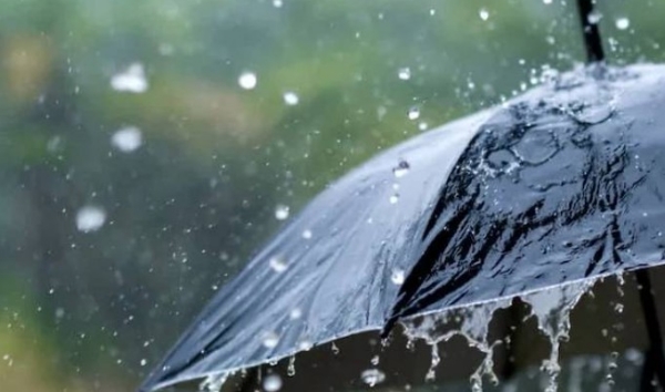 സംസ്ഥാനത്ത് വേനൽ മഴ കനക്കുന്നു: എട്ട് ജില്ലകളിൽ യെല്ലോ അലേർട്ട്, ജാഗ്രതാ നിർദ്ദേശം