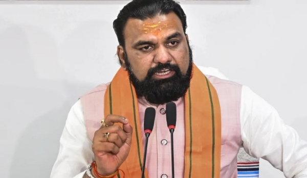 നീറ്റ് പുനഃപരീക്ഷ: ബിഹാറിൽ വിദ്യാർത്ഥികൾക്ക് സൗജന്യ ബസ് യാത്ര പ്രഖ്യാപിച്ച് മുഖ്യമന്ത്രി സാമ്രാട്ട് ചൗധരി
