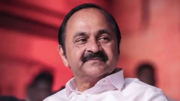ഭക്തരുടെ ദർശനം തടസ്സപ്പെടുത്തി, വിലക്കുള്ള മേഖലയിൽ വീഡിയോ ചിത്രീകരണം; മുഖ്യമന്ത്രിയുടെ ഗുരുവായൂർ സന്ദർശനത്തിനെതിരെ ബിജെപി പരാതി ഭക്തരുടെ ദർശനം തടസ്സപ്പെടുത്തി, വിലക്കുള്ള മേഖലയിൽ വീഡിയോ ചിത്രീകരണം; മുഖ്യമന്ത്രിയുടെ ഗുരുവായൂർ സന്ദർശനത്തിനെതിരെ ബിജെപി പരാതി