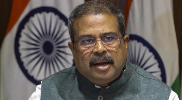 സിബിഎസ്ഇ പുനർമൂല്യനിർണ്ണയത്തിലെ സാങ്കേതിക തകരാർ: കേന്ദ്ര വിദ്യാഭ്യാസ മന്ത്രി ധർമ്മേന്ദ്ര പ്രധാൻ വിശദമായ റിപ്പോർട്ട് തേടി സിബിഎസ്ഇ പുനർമൂല്യനിർണ്ണയത്തിലെ സാങ്കേതിക തകരാർ: കേന്ദ്ര വിദ്യാഭ്യാസ മന്ത്രി ധർമ്മേന്ദ്ര പ്രധാൻ വിശദമായ റിപ്പോർട്ട് തേടി