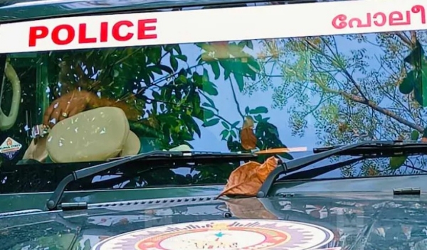 പ്രവാസി യുവാവിനെതിരെ അശ്ലീല പ്രചരണവും വധഭീഷണിയും: ദമ്പതികൾക്കും മകനുമെതിരെ ചെറുപുഴ പോലീസ് കേസെടുത്തു