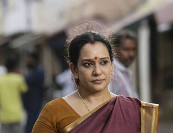 സംഘടനയുടെ വരവുചിലവു കണക്കുകൾ കൃത്യമായി പുറത്തുവിടണമെന്ന ശക്തമായ ആവശ്യവുമായി പ്രമുഖ നടി മാലാ പാർവതി