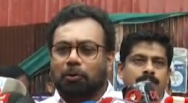 രണ്ട് മന്ത്രിമാർ നിയമം ലംഘിച്ച് സി.എം.ആർ.എല്ലിൽ നിന്ന് പണം കൈപ്പറ്റി; എന്തുകൊണ്ട് ഇഡി അന്വേഷിക്കുന്നില്ലെന്ന് ജോൺ ബ്രിട്ടാസ് എം.പി
