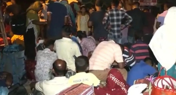പശ്ചിമ ബംഗാളിൽ കടുത്ത നടപടിയുമായി സുവേന്ദു അധികാരി സർക്കാർ; കൂട്ടത്തോടെ അതിർത്തിയിലേക്ക് മടങ്ങി നിയമവിരുദ്ധ ബംഗ്ലാദേശി കുടിയേറ്റക്കാർ