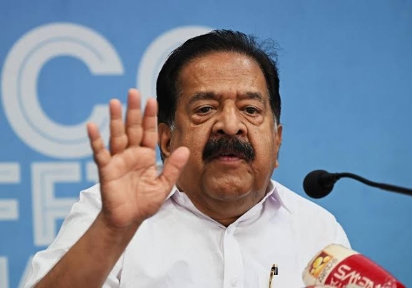 തിരുവനന്തപുരത്തെ ഇ.ഡി ഉദ്യോഗസ്ഥർക്ക് നേരെയുണ്ടായ ആക്രമണം: ആഭ്യന്തരമന്ത്രി രമേശ് ചെന്നിത്തല അടിയന്തരമായി ഇടപെട്ടു; ഡി.ജി.പിയെ വിളിപ്പിച്ചു