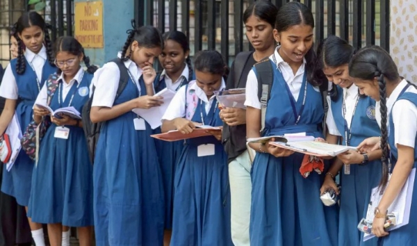 സിബിഎസ്ഇ പന്ത്രണ്ടാം ക്ലാസ് പുനർമൂല്യനിർണ്ണയം: പോർട്ടൽ ജൂൺ 1 മുതൽ തുറക്കും; തീയതികളിൽ മാറ്റം