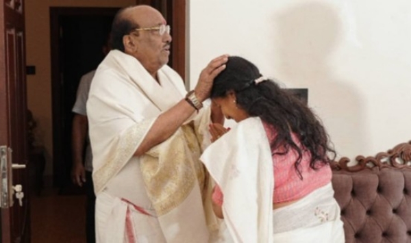 വെള്ളാപ്പള്ളി നടേശനെ സന്ദർശിച്ച സംഭവം: മന്ത്രി ബിന്ദു കൃഷ്ണക്കെതിരെ രാഷ്ട്രീയ രംഗത്തും സമൂഹമാധ്യമങ്ങളിലും കടുത്ത വിമർശനം