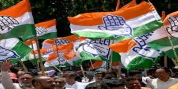 കേരളം പിടിച്ച് യുഡിഎഫ്; 100 സീറ്റുകളില് ലീഡ്; സിപിഎമ്മിന് വലിയ തിരിച്ചടി
