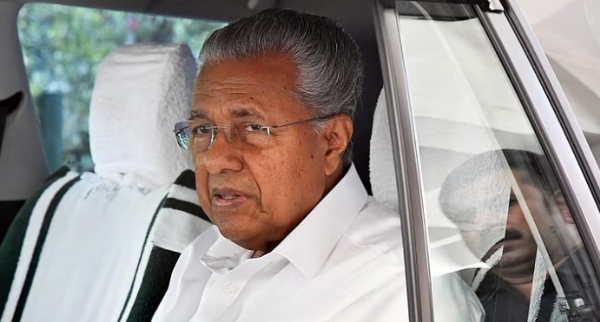 മുഖ്യമന്ത്രി പിണറായി വിജയന്റെ ഡ്രൈവർക്ക് മർദനമേറ്റതായി പരാതി; ഡി.ജി.പിക്ക് പരാതി നൽകി എ.കെ.ജി സെന്ററിലെ സ്ഥിരം ജീവനക്കാരൻ മുഖ്യമന്ത്രി പിണറായി വിജയന്റെ ഡ്രൈവർക്ക് മർദനമേറ്റതായി പരാതി; ഡി.ജി.പിക്ക് പരാതി നൽകി എ.കെ.ജി സെന്ററിലെ സ്ഥിരം ജീവനക്കാരൻ