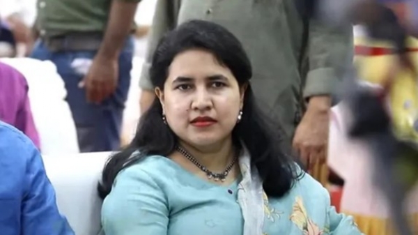 സിഎംആർഎൽ-എക്സാലോജിക് ഇടപാട്: ചോദ്യം ചെയ്യലിന് വീണ നാളെ ഹാജരാകില്ല; ആരോഗ്യപ്രശ്നങ്ങൾ ചൂണ്ടിക്കാട്ടി സാവകാശം തേടി