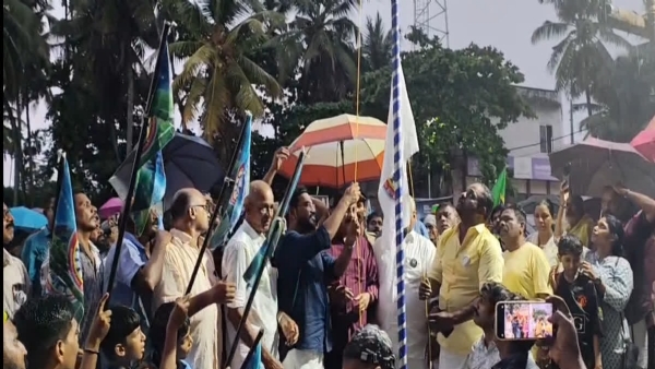 PUTHIYAPALAM WORLD CUP