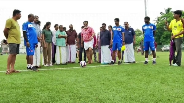 FOOTBALL FANFARE SURESH GOPI