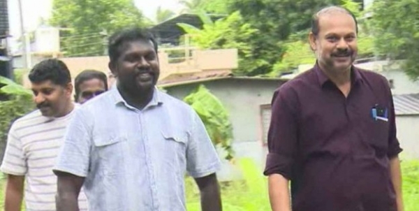 ആലപ്പുഴ നവകേരള ബസ് മർദ്ദനക്കേസ്: ഗൺമാനും സുരക്ഷാ ഉദ്യോഗസ്ഥർക്കും മർദ്ദിക്കാൻ നിർദേശം ലഭിച്ചതായി സൂചന; എസ്ഐടി അന്വേഷണം ഊർജ്ജിതമാക്കി