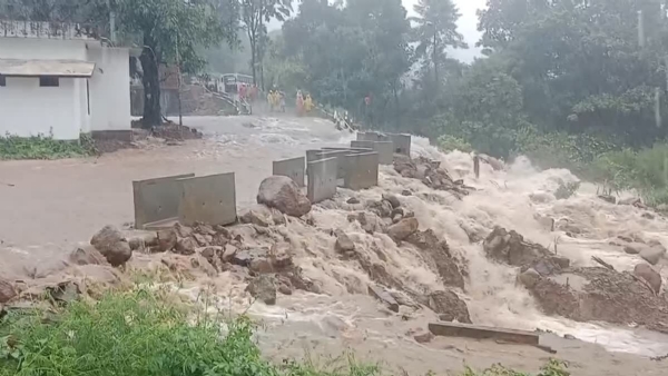 Temporary Bridge collapsed Temporary Bridge collapsed