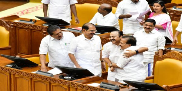 പുതുയുഗ കേരളമെന്ന യുഡിഎഫ് പ്രഖ്യാപനത്തിന് ശക്തിപകരുന്ന ബജറ്റ്; സമസ്ത മേഖലയ്ക്കും പരിഗണന