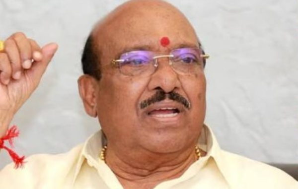 പിണറായിയെ ക്രൂശിക്കുന്നത് നീതികേട്; സിപിഐഎം ആത്മപരിശോധന നടത്തണമെന്ന് വെള്ളാപ്പള്ളി നടേശൻ