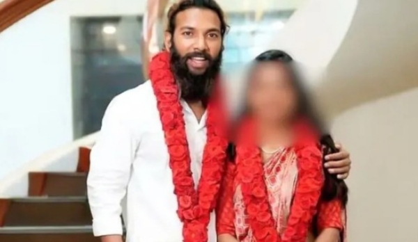 കുംഭമേള വൈറൽ പെൺകുട്ടിക്ക് പോലീസ് സംരക്ഷണം നൽകാൻ ഹൈക്കോടതി നിർദ്ദേശം