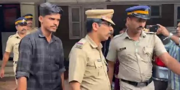 കാഫിർ സ്ക്രീൻഷോട്ട് വിവാദം: ഫോൺ റീസെറ്റ് ചെയ്ത് തെളിവ് നശിപ്പിച്ചു; പ്രതി ഡിവൈഎഫ്ഐ നേതാവ് തന്നെയെന്ന് പോലീസ് നിഗമനം