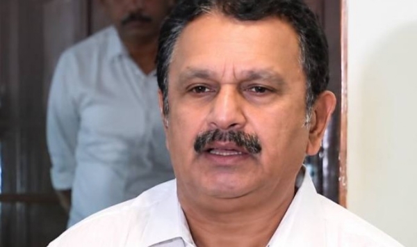 ഡോ. കെ.ജെ റീനയെ മാറ്റിയത് ഭരണപരമായ നടപടി; സർക്കാരിന് ആരോടും പ്രതികാരമില്ലെന്ന് ആരോഗ്യമന്ത്രി കെ. മുരളീധരൻ