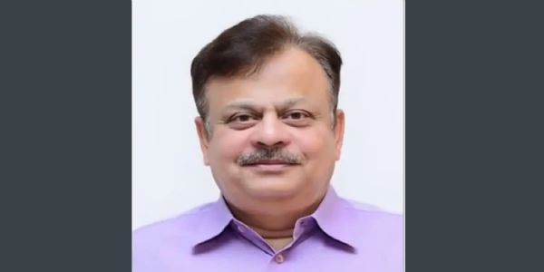 സംസ്ഥാനത്തിൻ്റെ പുതിയ ചീഫ് സെക്രട്ടറിയായി മുതിർന്ന ഐഎഎസ് ഉദ്യോഗസ്ഥൻ ബിശ്വനാഥ് സിൻഹയെ നിയമിക്കാൻ ഇന്ന് ചേർന്ന മന്ത്രിസഭായോഗത്തിൽ തീരുമാനം.