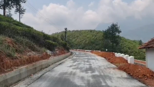 CHURALMALA POTHUKALLU TUNNEL ROAD