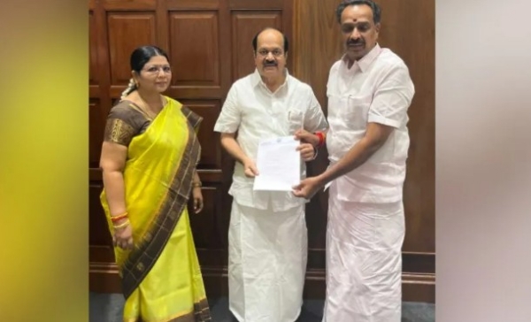 എഐഎഡിഎംകെക്ക് വീണ്ടും കടുത്ത തിരിച്ചടി; കരൂർ എംഎൽഎ എം.ആർ. വിജയഭാസ്കർ നിയമസഭാംഗത്വവും പാർട്ടി പദവികളും രാജിവെച്ചു