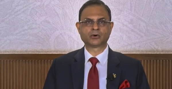 പശ്ചിമേഷ്യൻ പ്രതിസന്ധി: റീപ്പോ നിരക്ക് 5.25 ശതമാനത്തിൽ നിലനിർത്തി ആർ.ബി.ഐ; ജി.ഡി.പി വളർച്ചാ നിരക്ക് കുറച്ചു