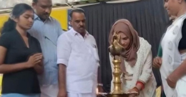 പേരാമ്പ്രയിലെ ചടങ്ങിൽ നിലവിളക്ക് കൊളുത്തി; ഫാത്തിമ തെഹ്ലിയ എംഎൽഎയ്ക്കെതിരെ കടുത്ത വിമർശനവുമായി സമസ്ത