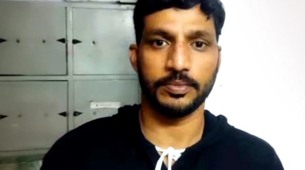 കോഴിക്കോട് വൻ പോലീസ് വേട്ട: ഒളിവിൽ കഴിഞ്ഞിരുന്ന കുപ്രസിദ്ധ ഗുണ്ടാസംഘത്തിലെ നാല് പേർ പിടിയിൽ; തോക്കുകളും കണ്ടെടുത്തു