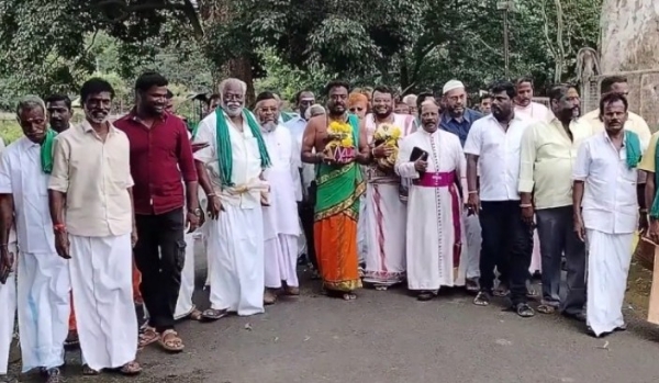 മുല്ലപ്പെരിയാറില് ജലനിരപ്പ് ഉയരാൻ സര്വ്വമത പ്രാര്ഥനയുമായി തമിഴ്നാട്ടിലെ കര്ഷകര്; അഞ്ച് ജില്ലകളില് കൃഷി പ്രതിസന്ധിയില്