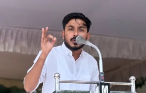 പ്ലീഡർ നിയമന വിവാദം: അലോഷ്യസ് സേവ്യറിനെതിരെ കടുത്ത വിമർശനവുമായി കെഎസ് യു സംസ്ഥാന ജനറൽ സെക്രട്ടറി മുബാസ് ഓടക്കാലി
