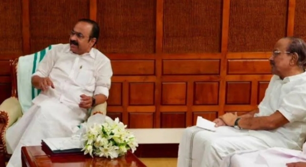 ടാറ്റ പ്രതിനിധികളുമായി ചർച്ച നടത്തി; മുഖ്യമന്ത്രി വി.ഡി. സതീശന്റെ പ്രസ്താവന ശരിവെച്ച് പി.കെ. കുഞ്ഞാലിക്കുട്ടി ടാറ്റ പ്രതിനിധികളുമായി ചർച്ച നടത്തി; മുഖ്യമന്ത്രി വി.ഡി. സതീശന്റെ പ്രസ്താവന ശരിവെച്ച് പി.കെ. കുഞ്ഞാലിക്കുട്ടി