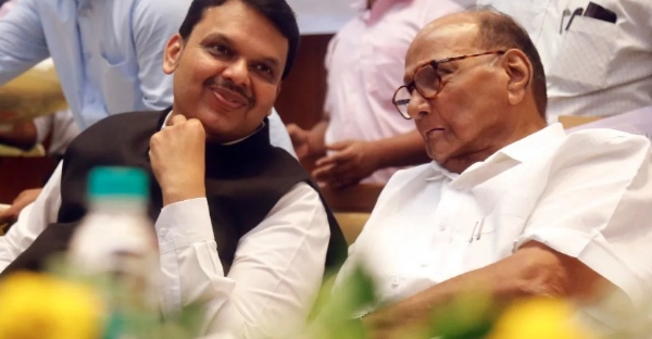 എൻഡിഎ സഖ്യത്തിലേക്ക് ശരദ് പവാർ? എൻസിപി പുനരേകീകരണമോ തനിച്ചുള്ള ലയനമോ; മഹാരാഷ്ട്ര രാഷ്ട്രീയത്തിൽ ചർച്ചകൾ സജീവം എൻഡിഎ സഖ്യത്തിലേക്ക് ശരദ് പവാർ? എൻസിപി പുനരേകീകരണമോ തനിച്ചുള്ള ലയനമോ; മഹാരാഷ്ട്ര രാഷ്ട്രീയത്തിൽ ചർച്ചകൾ സജീവം